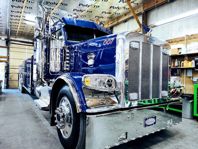 blue tow truck for heavy towing