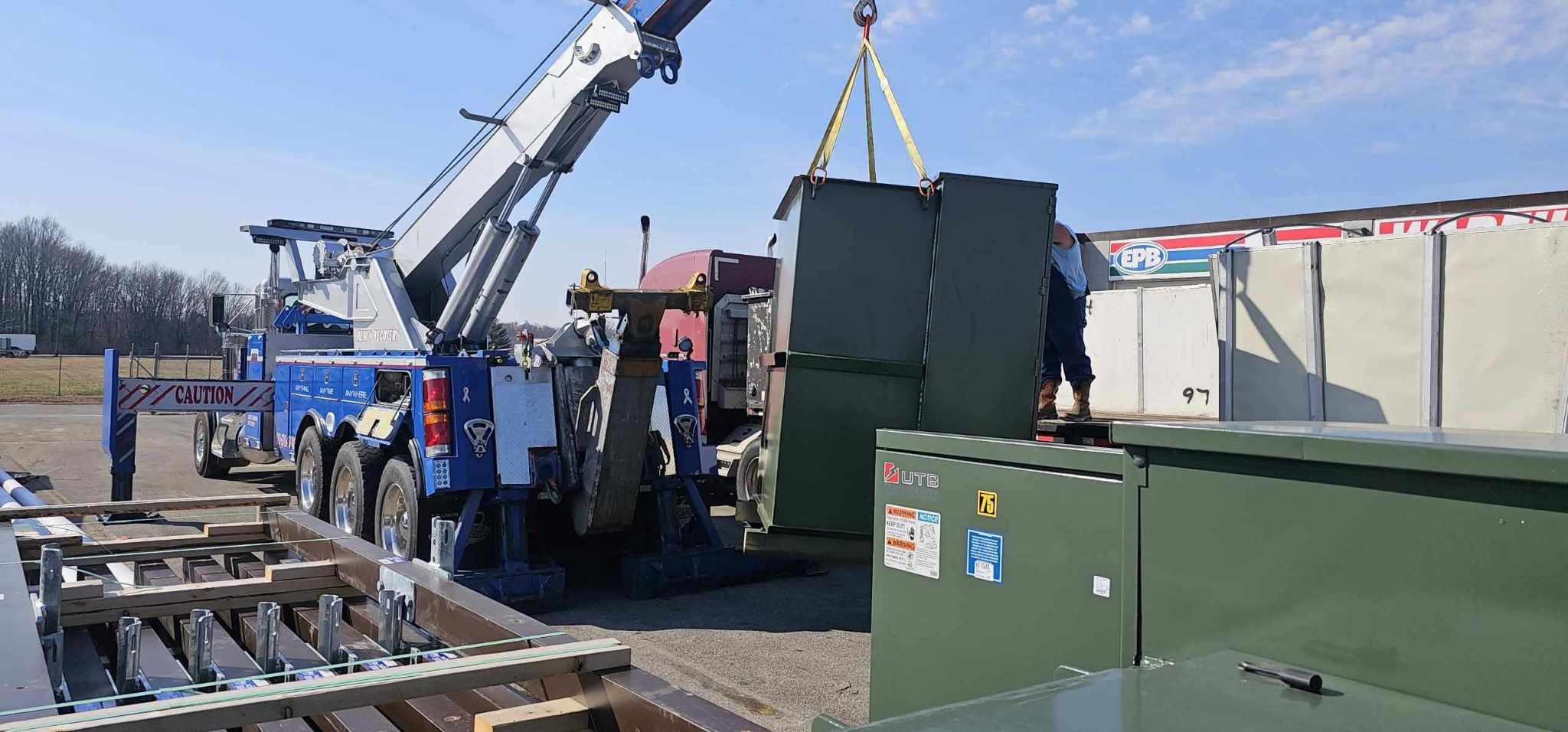 crane tow truck lifting machinery