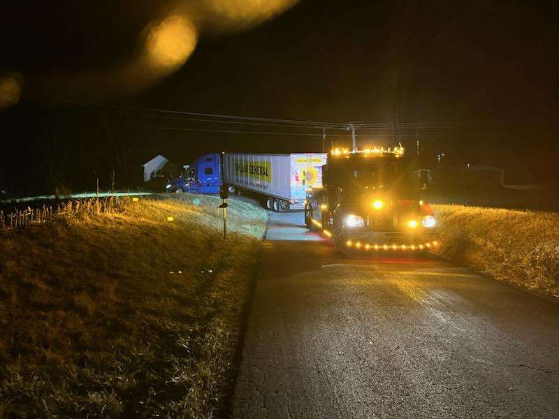 hooking up to stranded dollar general semi truck